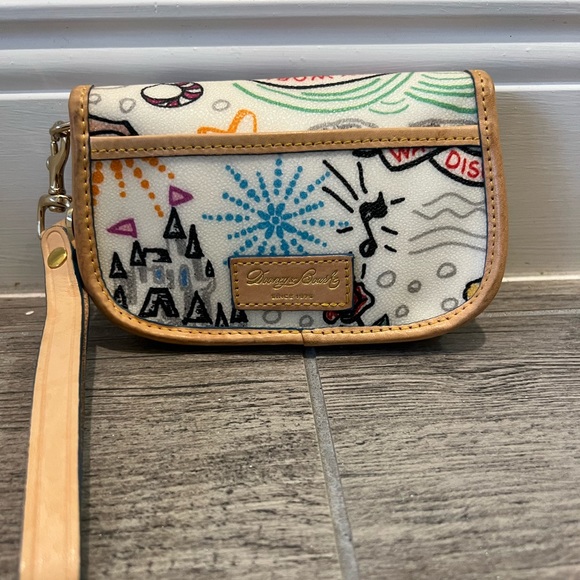 Like New Dooney and Burke Sketch Disney Wristlet - Picture 2 of 8